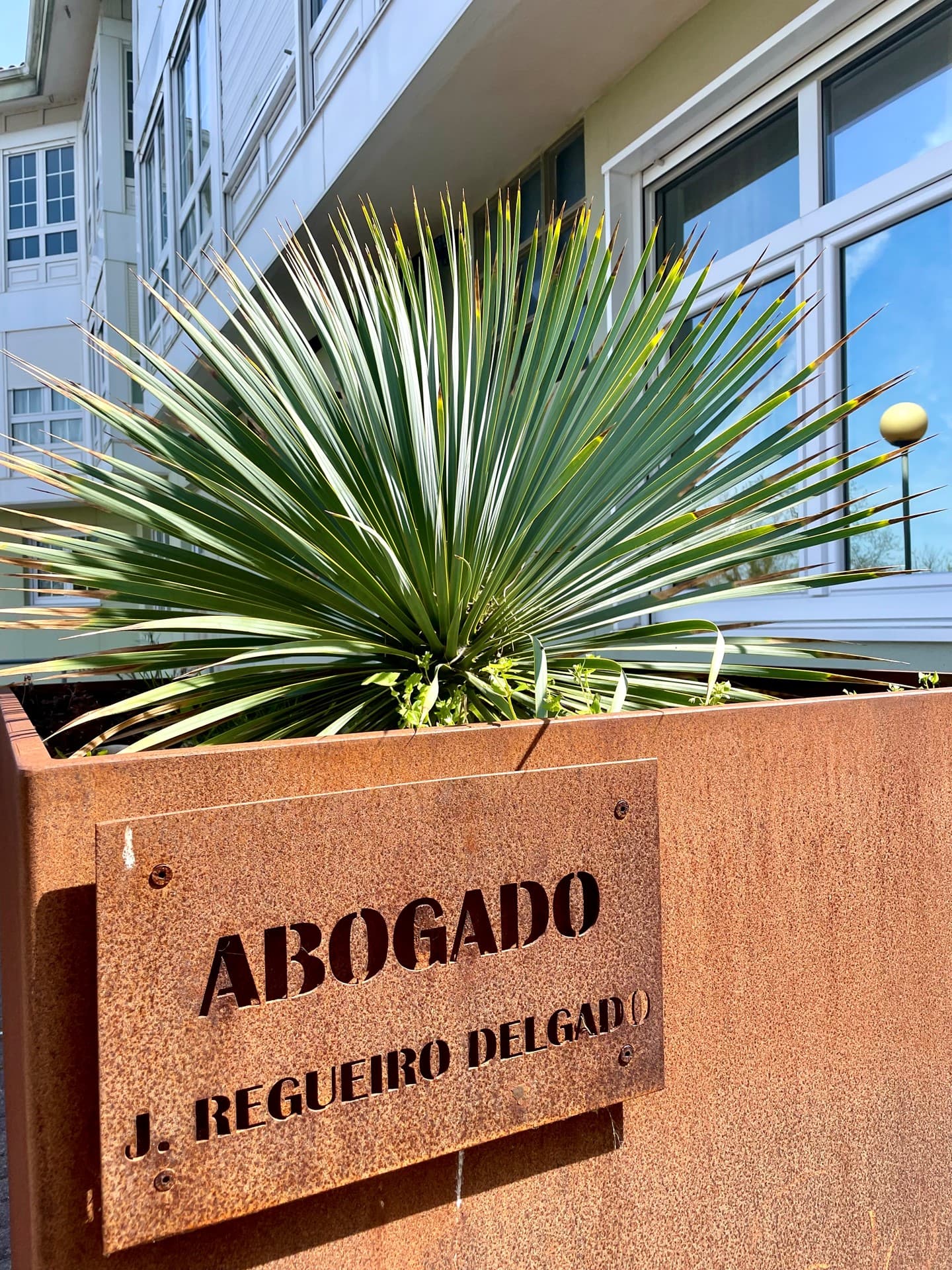 Servicios de bufete de abogados en A Coruña